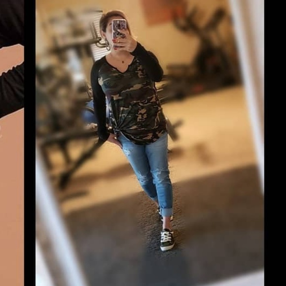 LAST PAIR GOING FAST 😱CAMO COMFORT SNEAKERS - Picture 6 of 6